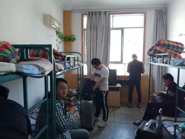 球速体育的这个班级，超过1/3的学生考研成功！